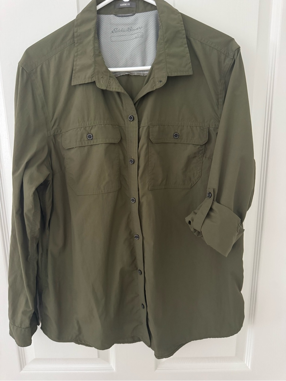 Eddie Bauer Olive Green Women's Button-Down Travel Shirt Size L